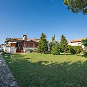 https://villa-orsini-a-retreat-in-pisa-food-and-relax.it-tuscanyhotel.com